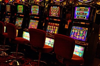 Nolimit City slot game interface on bravompo login with bonus feature active